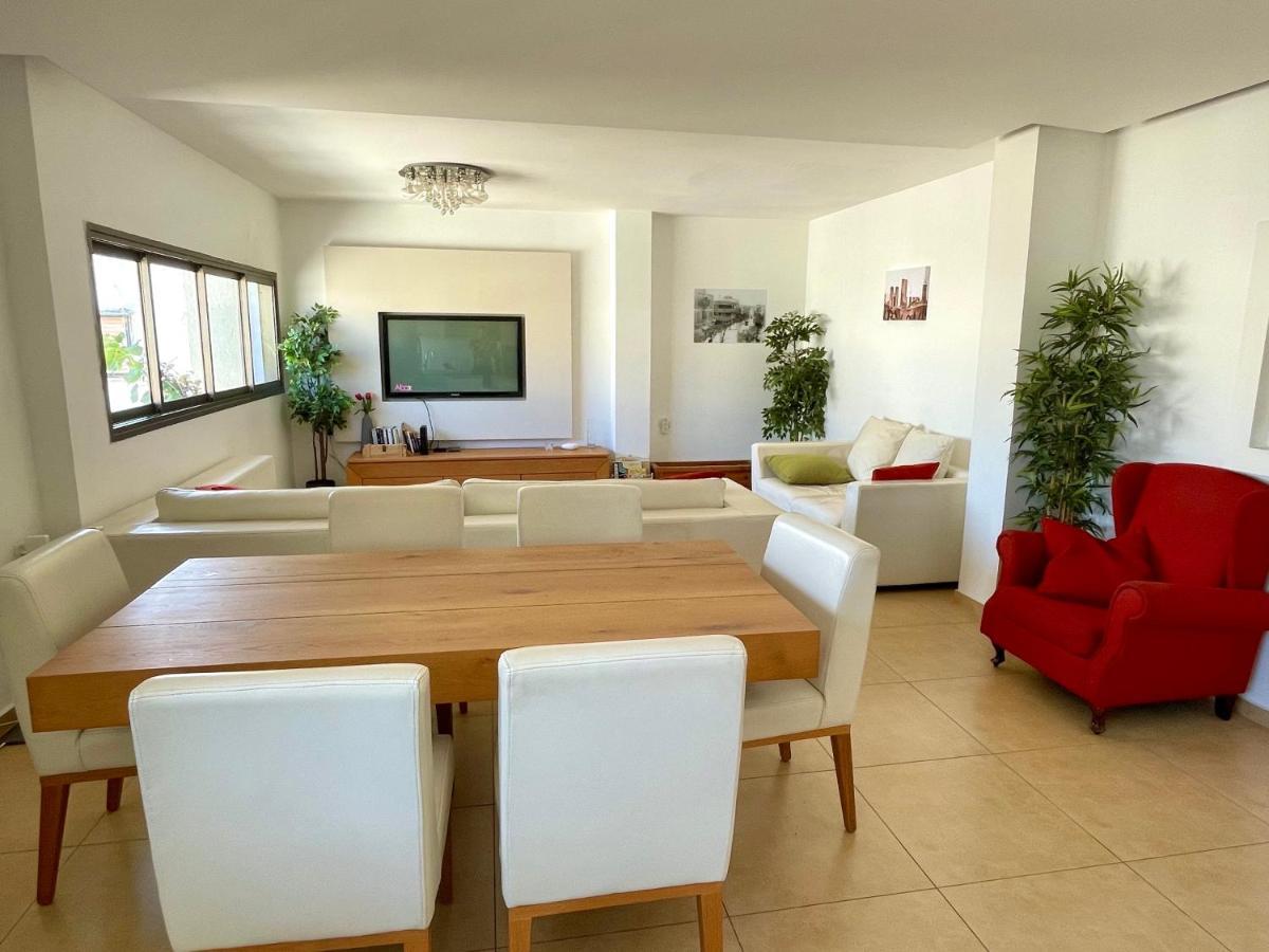 Beautiful 2-Bedroom Condo In The Heart Of Tel Aviv Exteriör bild