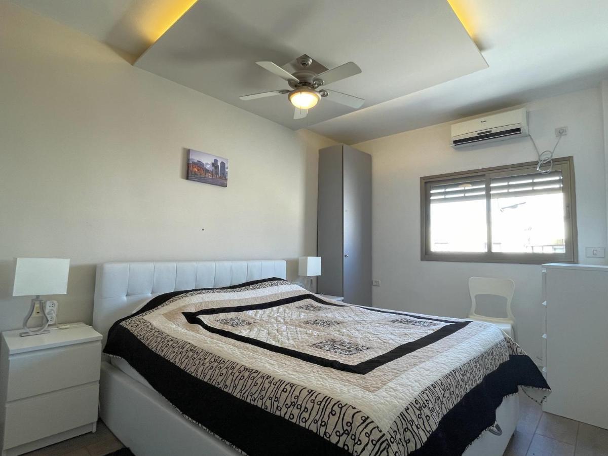 Beautiful 2-Bedroom Condo In The Heart Of Tel Aviv Exteriör bild