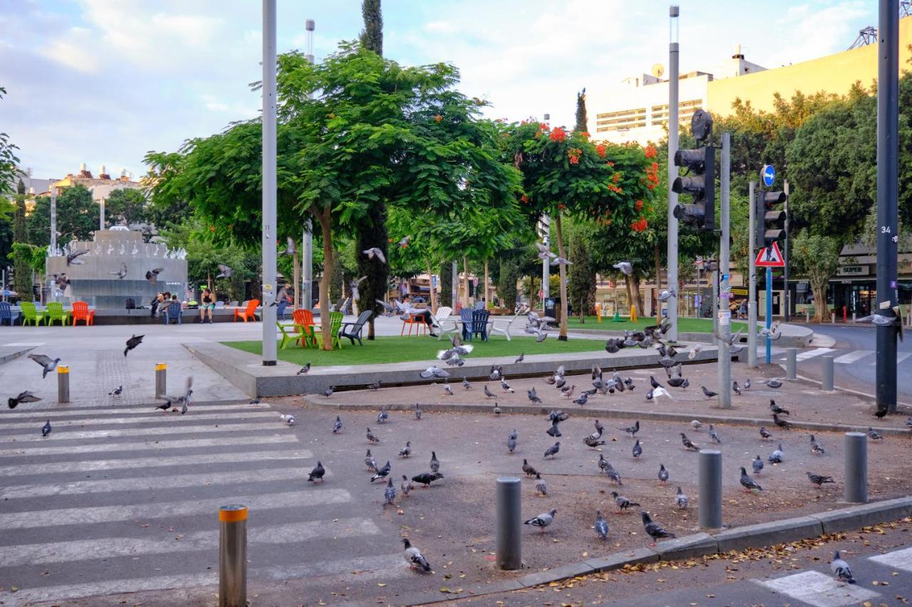 Beautiful 2-Bedroom Condo In The Heart Of Tel Aviv Exteriör bild