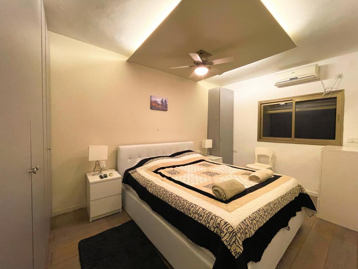 Beautiful 2-Bedroom Condo In The Heart Of Tel Aviv Exteriör bild